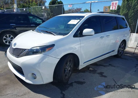 2015 Toyota Sienna Se 8 Passenger из США, поврежденный, VIN 5TDXK3DC9FS672966